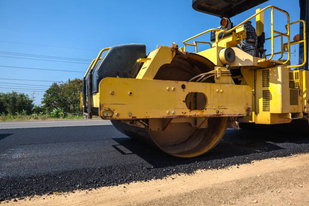 Best Professional Driveway Pavers  in Elizabethton, TN